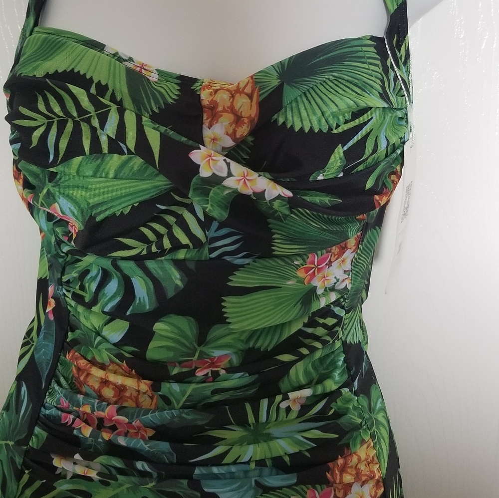 Beautiful tropical print one piece swimsuit